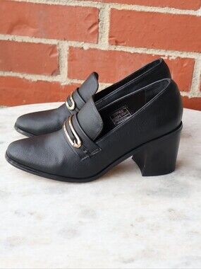 Jones New York Black Gallie Block Heeled Loafers.